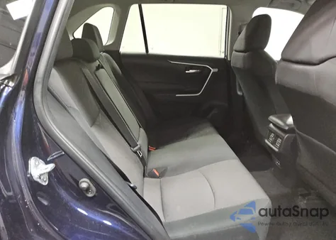 2024 Toyota Rav4 Xle from USA, damaged, VIN 2T3P1RFV7RW439644